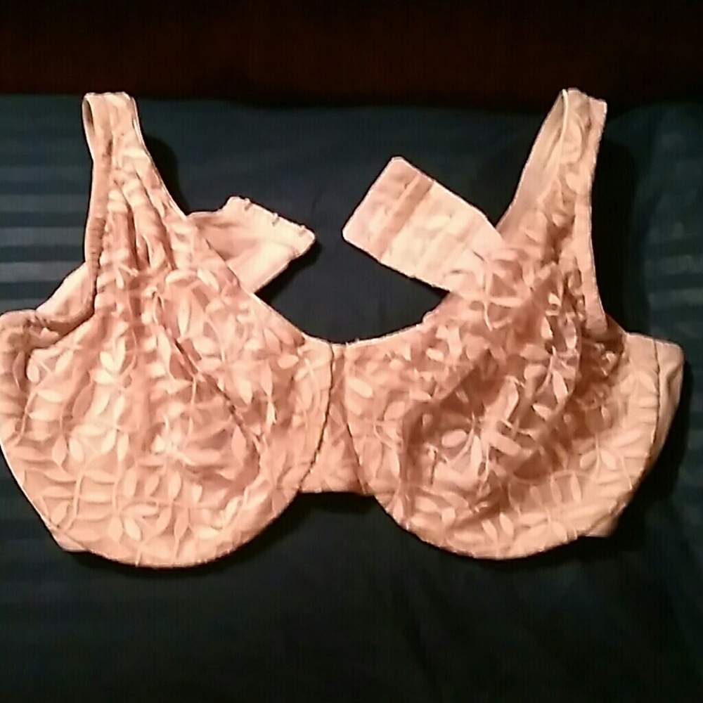 Olga bra size 40 D